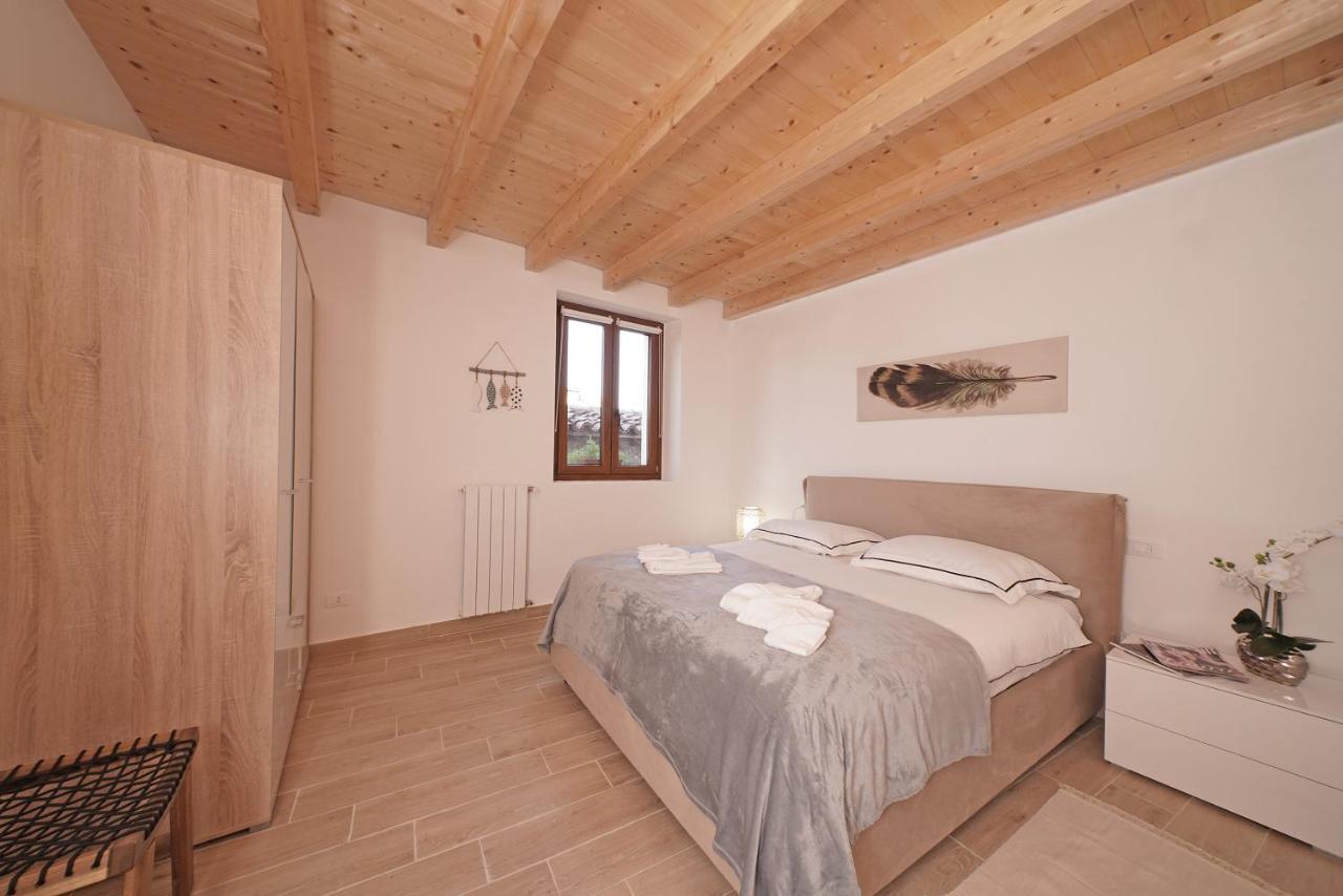Apartments Villa Bougainville سان فيليتْشي ديل بيناكو المظهر الخارجي الصورة