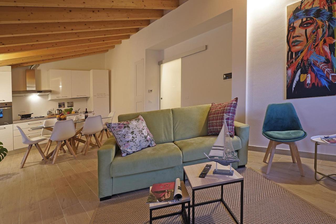 Apartments Villa Bougainville سان فيليتْشي ديل بيناكو المظهر الخارجي الصورة